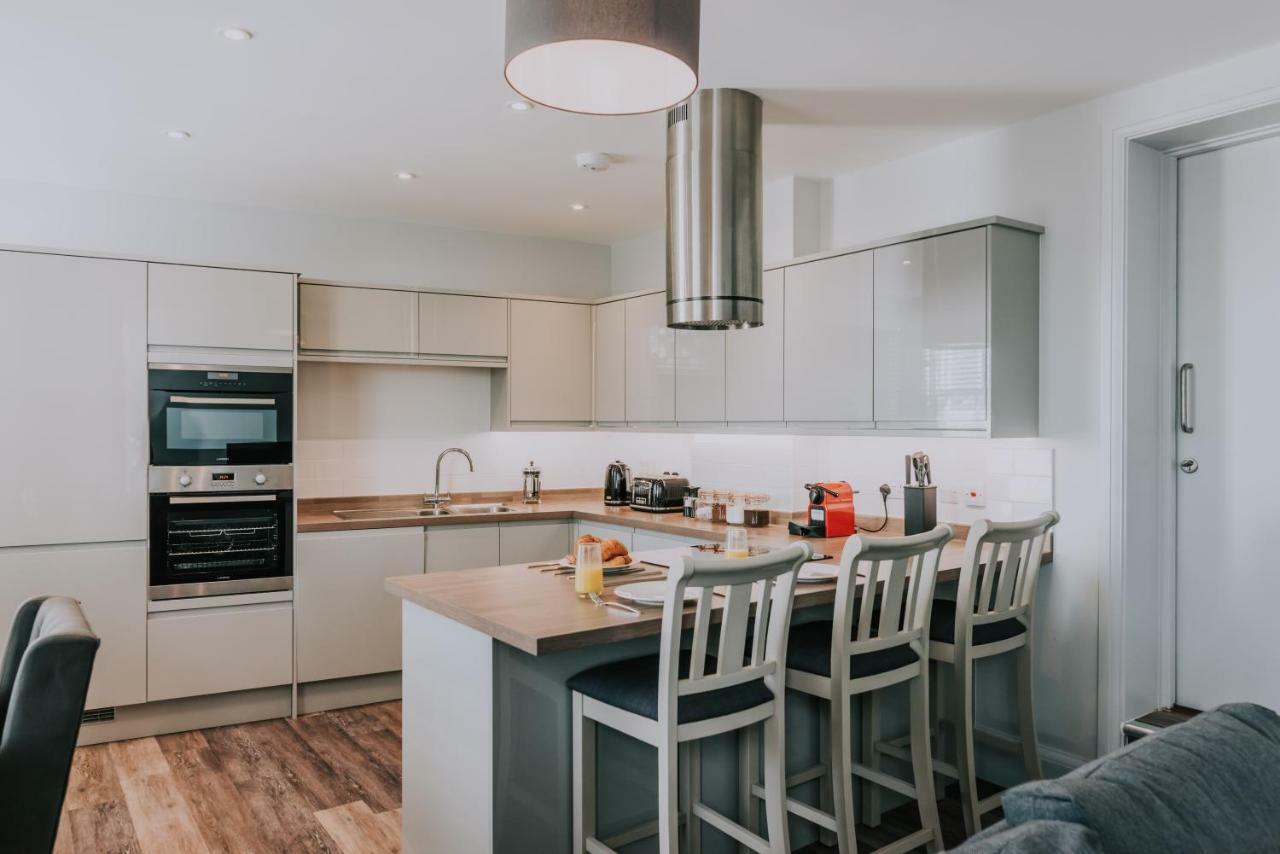 Cavendish House With Secure, Allocated Parking, 2 Mins Walk From Windsor Castle Exterior foto