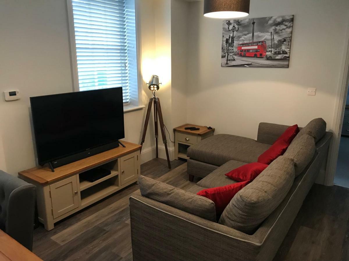 Cavendish House With Secure, Allocated Parking, 2 Mins Walk From Windsor Castle Zimmer foto